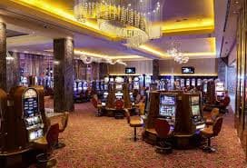 PMGC esports match stream and sangentod live casino interface side-by-side